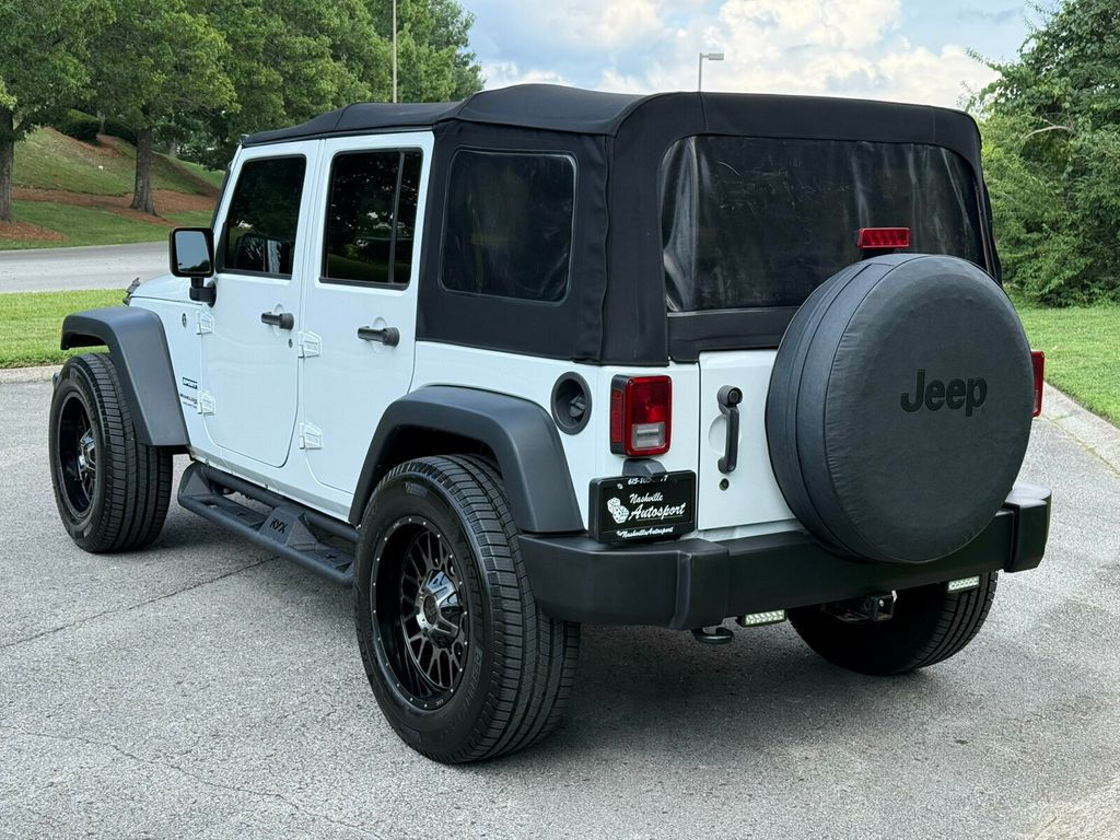 2018 Jeep Wrangler JK Unlimited Local Trade/Sport S Pkg/Remote Keyless Entry/Leather Seats/4X4 - 23061715 - 3