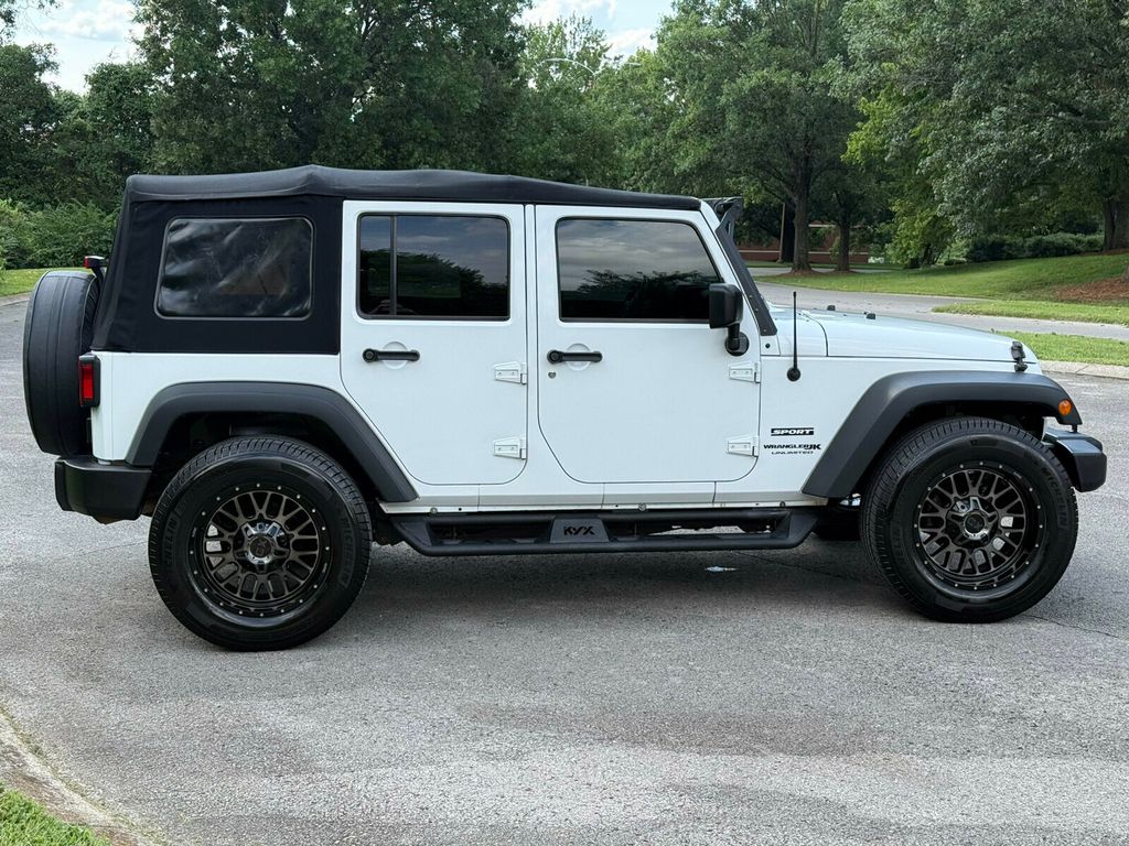 2018 Jeep Wrangler JK Unlimited Local Trade/Sport S Pkg/Remote Keyless Entry/Leather Seats/4X4 - 23061715 - 6