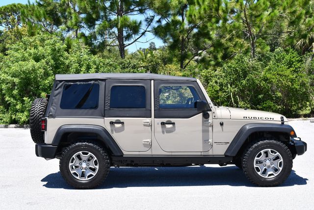 2018 Jeep Wrangler JK Unlimited Rubicon 4x4 W/Rubicon Package 23R - 23065383 - 30