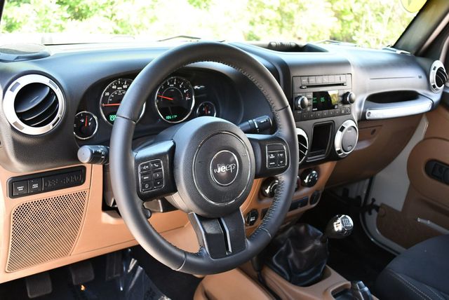 2018 Jeep Wrangler JK Unlimited Rubicon 4x4 W/Rubicon Package 23R - 23065383 - 38