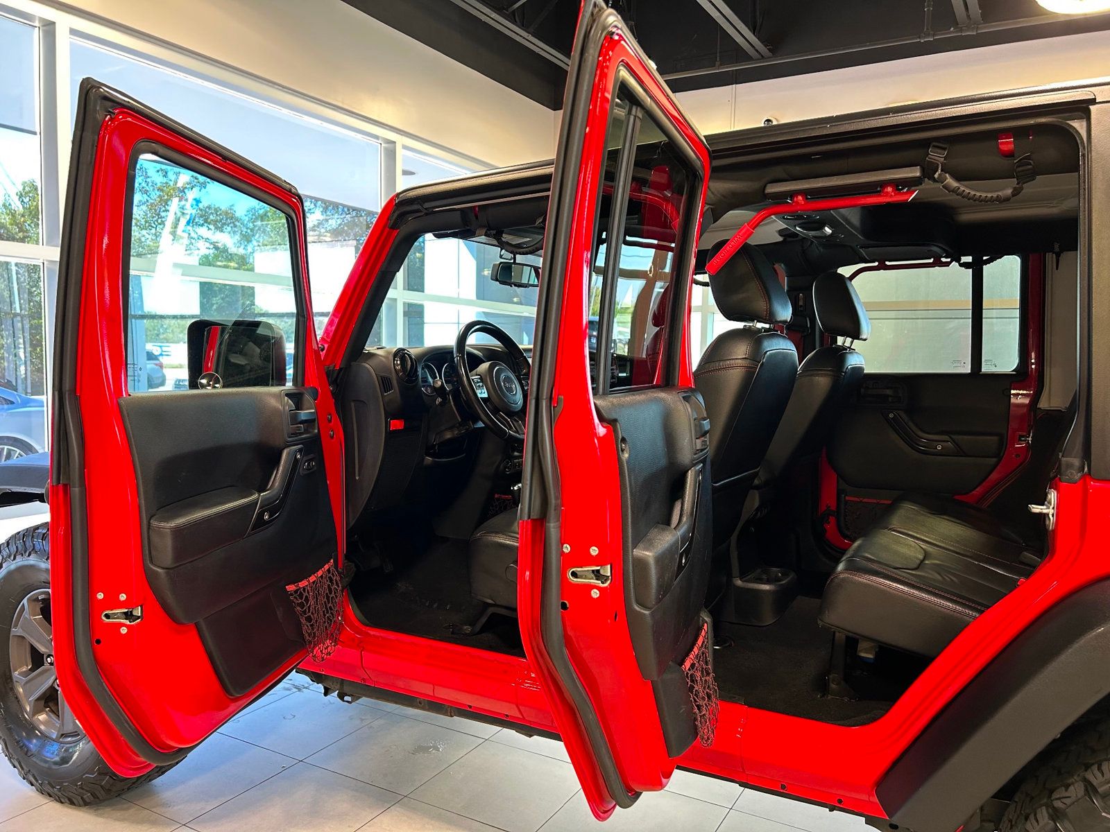 2018 Jeep Wrangler Unlimited Rubicon Recon photo 18