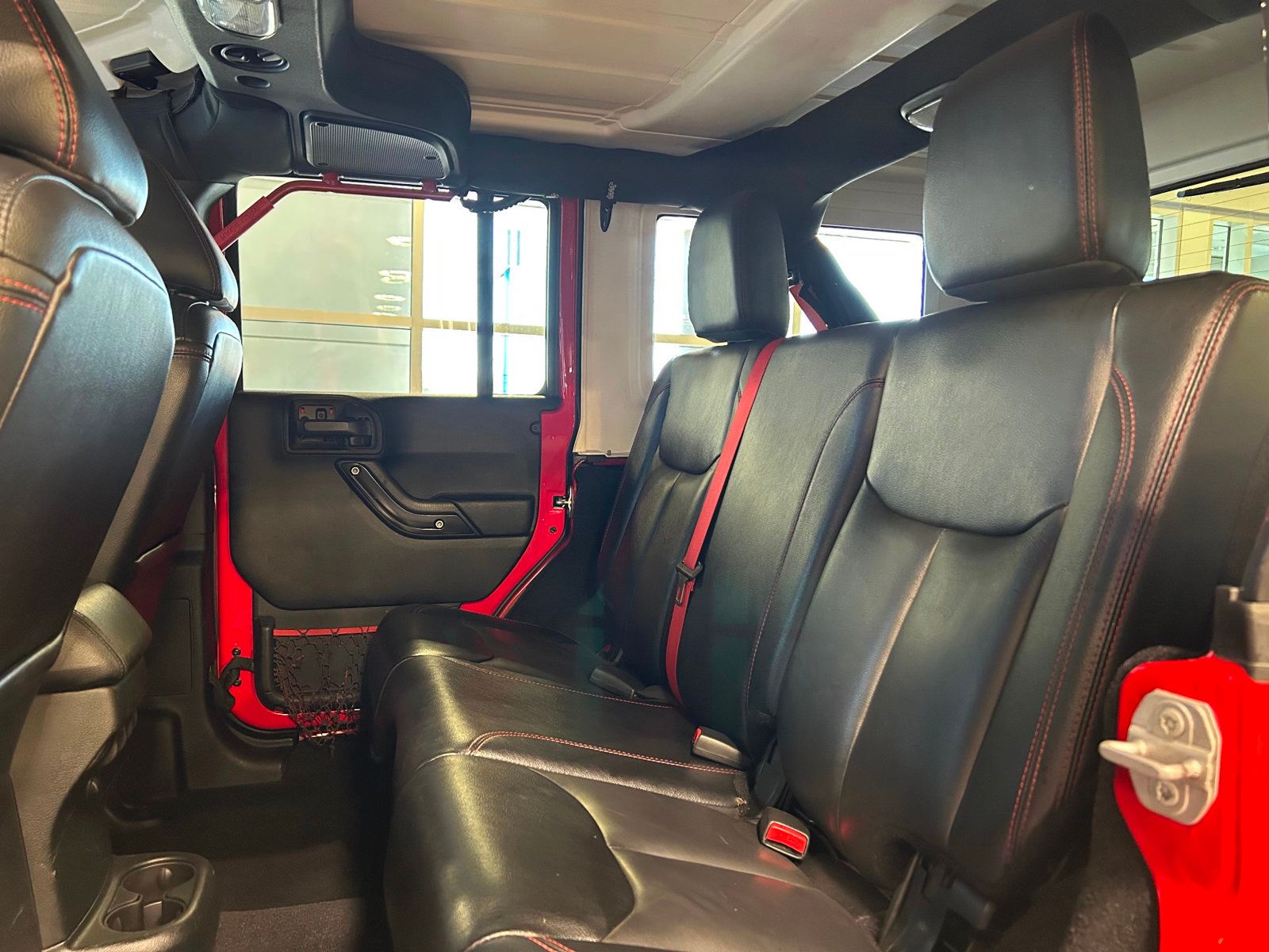 2018 Jeep Wrangler Unlimited Rubicon Recon photo 20
