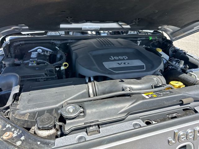 2018 Jeep Wrangler JK Unlimited Sahara 4x4 - 23047160 - 20