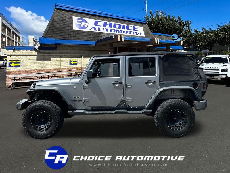 2018 Jeep Wrangler JK Unlimited Sahara 4x4 - 23047160 - 2