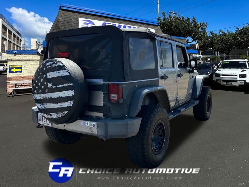 2018 Jeep Wrangler JK Unlimited Sahara 4x4 - 23047160 - 7