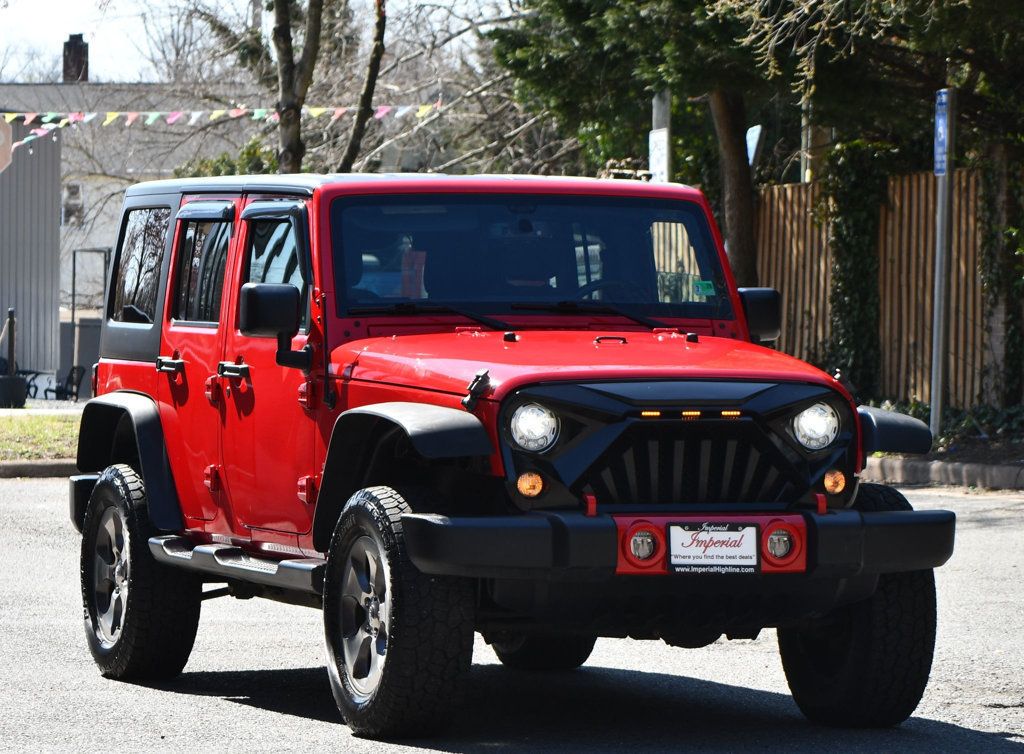2018 Jeep Wrangler Unlimited Sahara photo 2