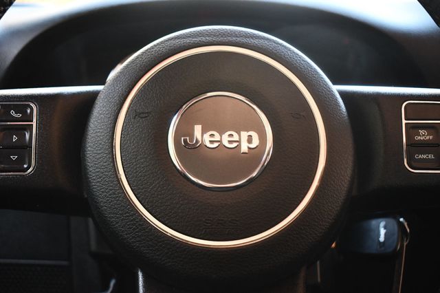 2018 Jeep Wrangler JK Unlimited Sahara 4x4 - 22807198 - 35