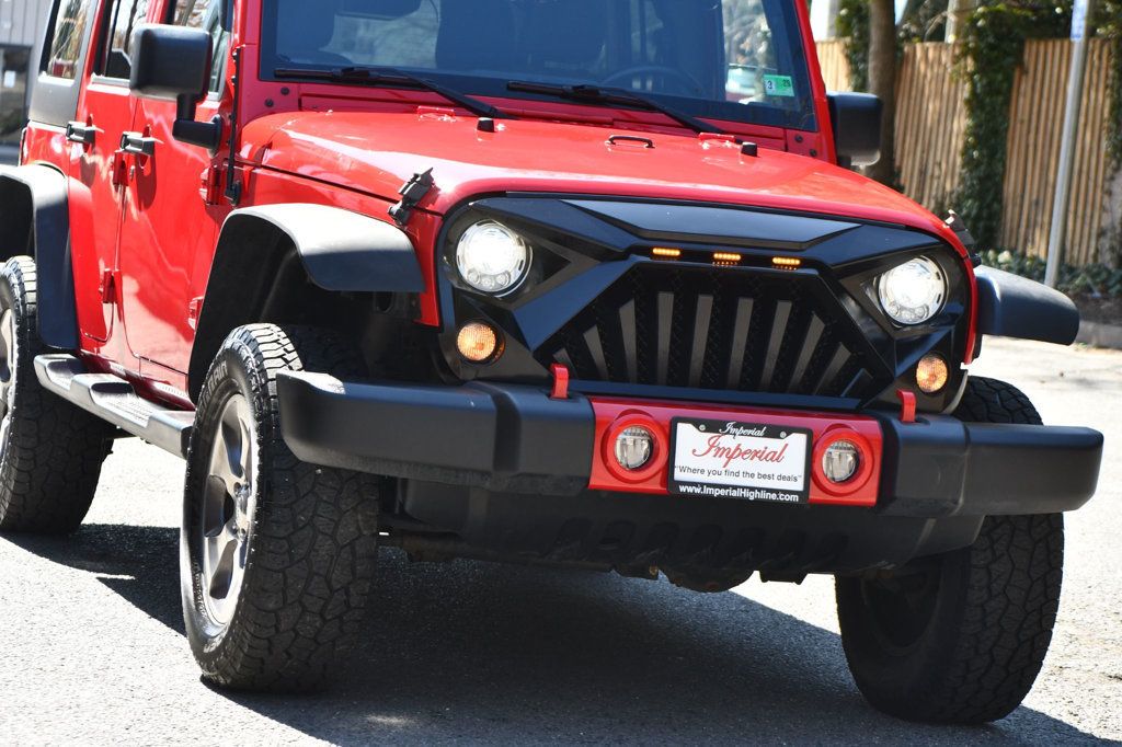 2018 Jeep Wrangler Unlimited Sahara photo 4