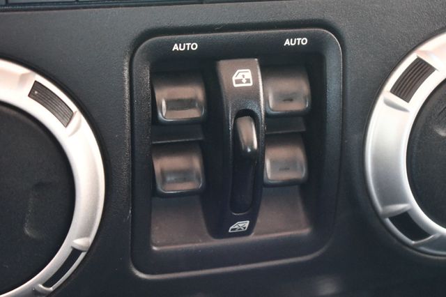 2018 Jeep Wrangler JK Unlimited Sahara 4x4 - 22807198 - 46