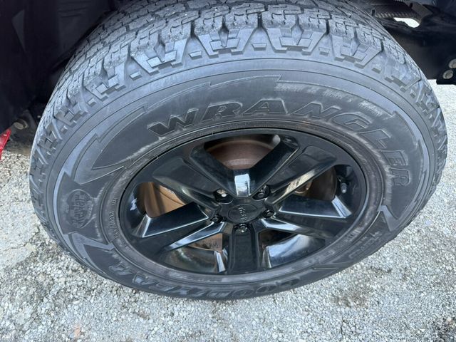 2018 Jeep Wrangler JK Unlimited Sahara 4x4 - 23091984 - 10