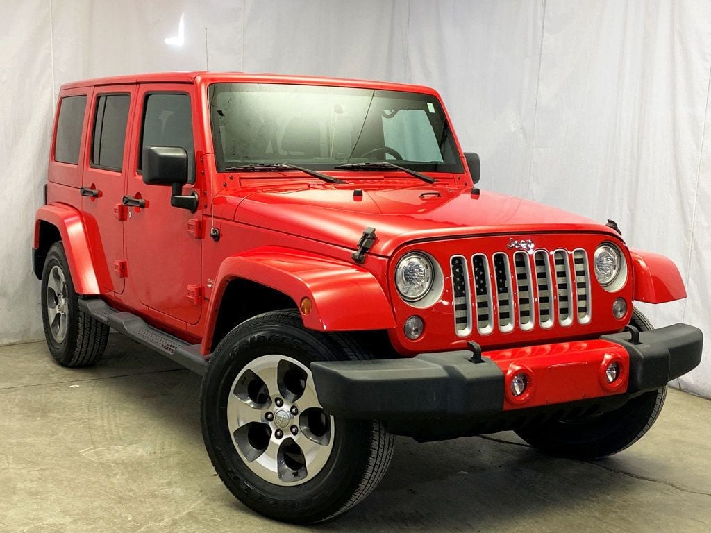2018 Jeep Wrangler JK Unlimited Sahara 4x4 - 22982365 - 10