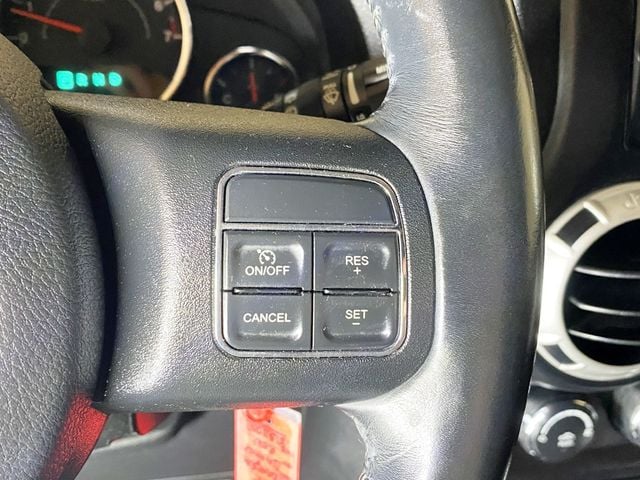 2018 Jeep Wrangler JK Unlimited Sahara 4x4 - 22982365 - 26