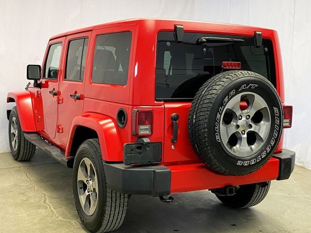 2018 Jeep Wrangler JK Unlimited Sahara 4x4 - 22982365 - 3