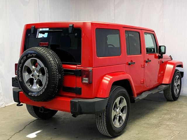 2018 Jeep Wrangler JK Unlimited Sahara 4x4 - 22982365 - 8