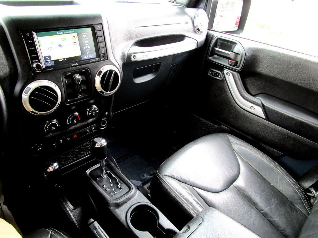 2018 Jeep Wrangler Unlimited Sahara photo 21