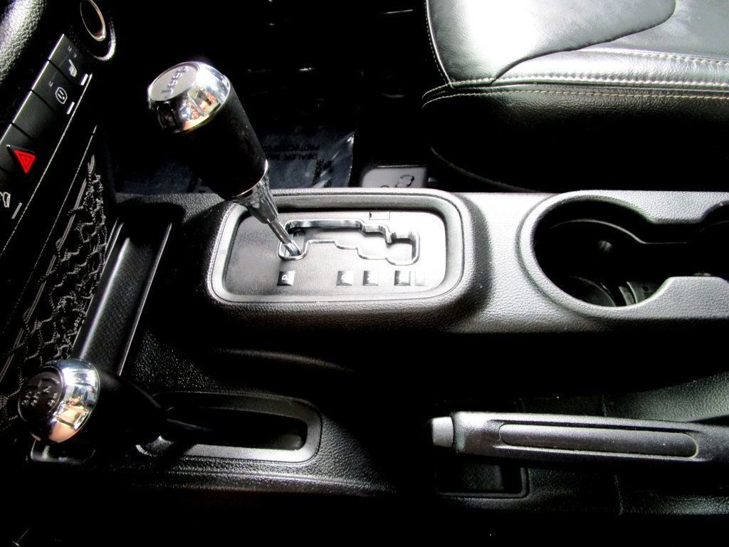 2018 Jeep Wrangler Unlimited Sahara photo 23