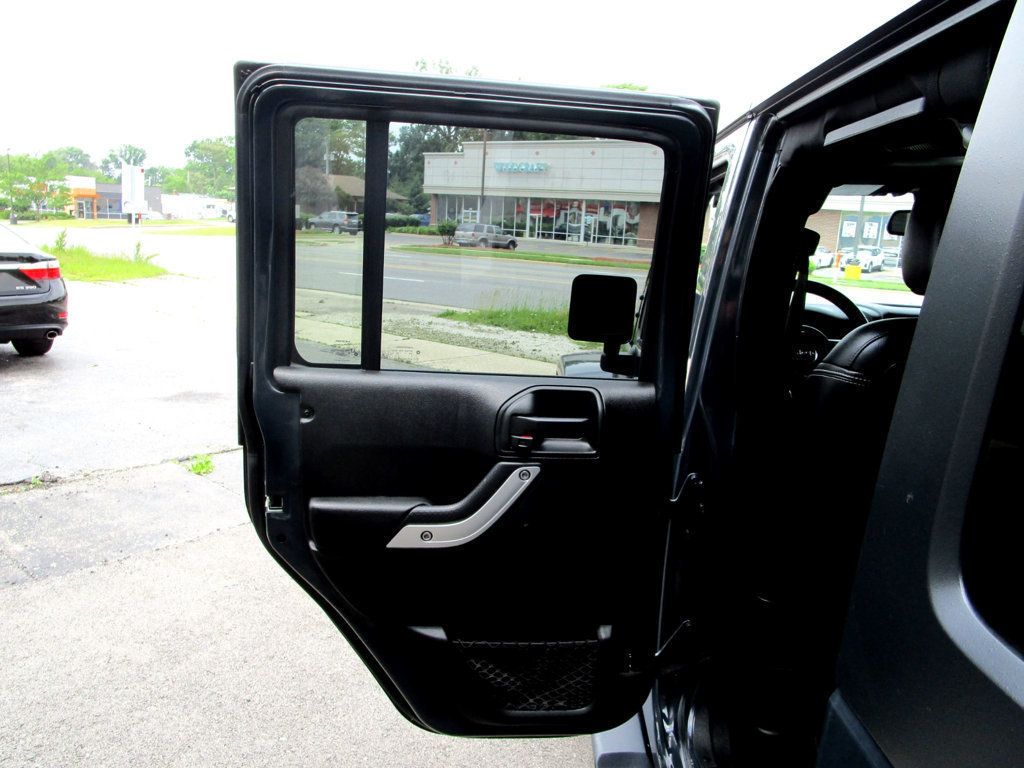 2018 Jeep Wrangler Unlimited Sahara photo 30