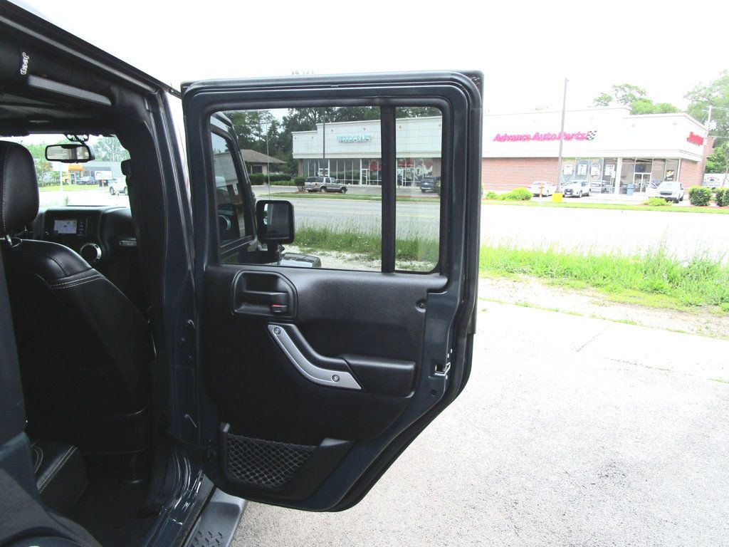 2018 Jeep Wrangler Unlimited Sahara photo 31