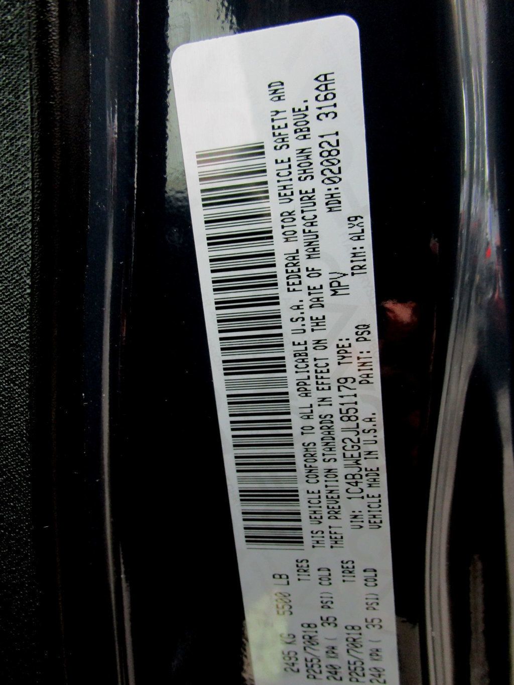 2018 Jeep Wrangler JK Unlimited Sahara 4x4 - 22866459 - 34