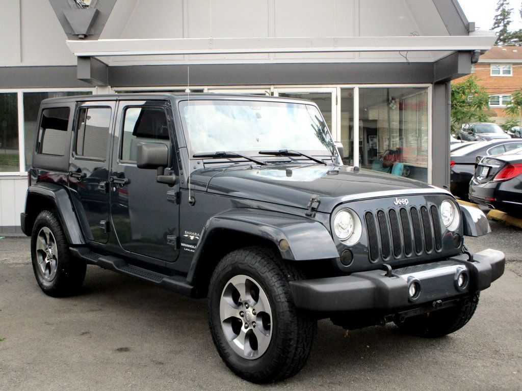 2018 Jeep Wrangler Unlimited Sahara photo 6