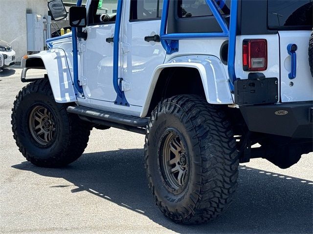 2018 Jeep Wrangler JK Unlimited Sahara 4x4 - 22468704 - 15