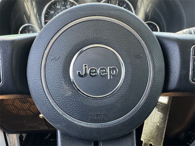 2018 Jeep Wrangler JK Unlimited Sahara 4x4 - 22468704 - 39