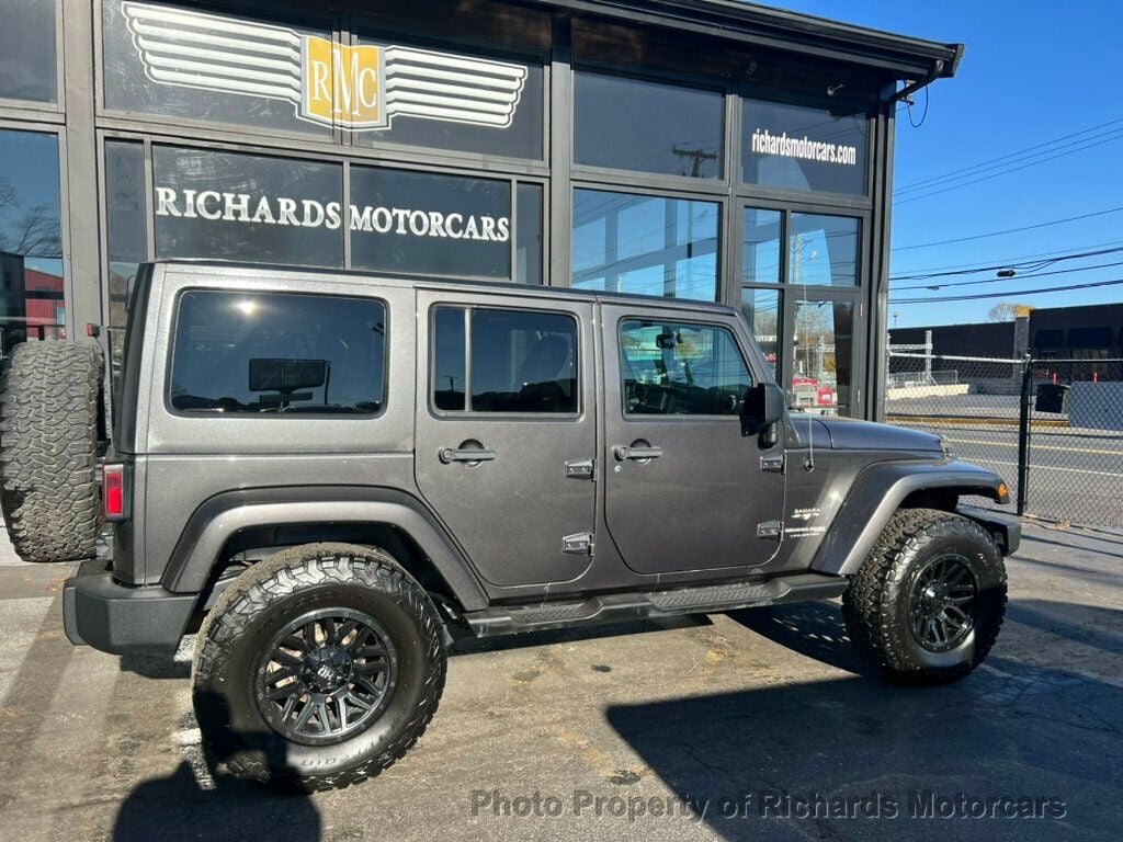 2018 Jeep Wrangler JK Unlimited Sahara 4x4 - 22637246 - 2