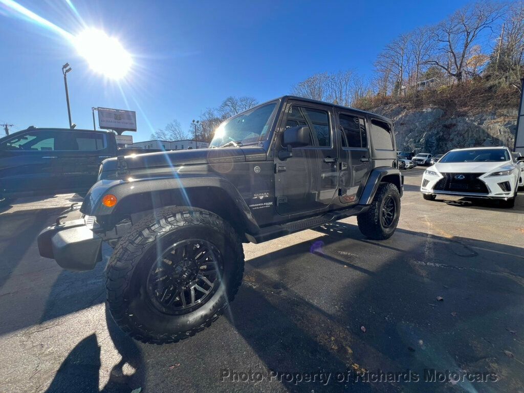 2018 Jeep Wrangler JK Unlimited Sahara 4x4 - 22637246 - 6