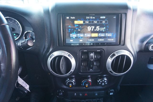 2018 Jeep Wrangler JK Unlimited SAHARA, 4X4, PREMIUM WHEELS, ALL TERRAIN TIRES, HARD TOP - 23021784 - 27