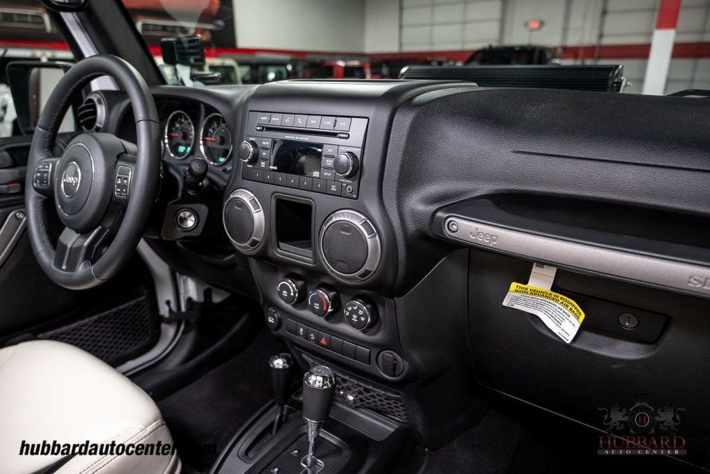 2018 Jeep Wrangler JK Unlimited Sport 4x4 - 22953927 - 29