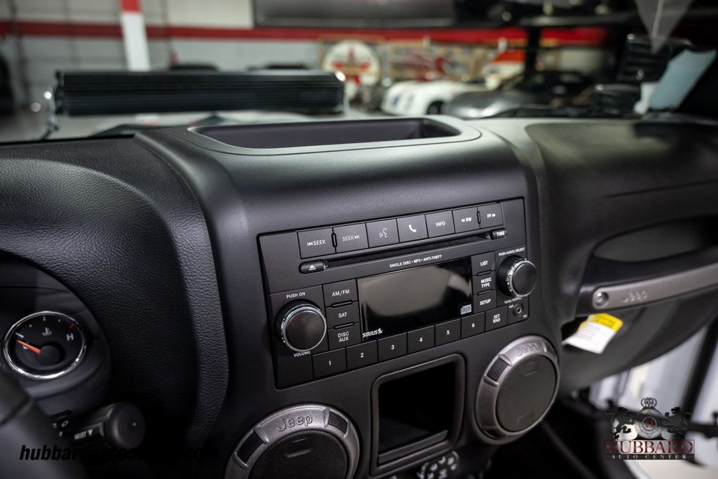 2018 Jeep Wrangler JK Unlimited Sport 4x4 - 22953927 - 73