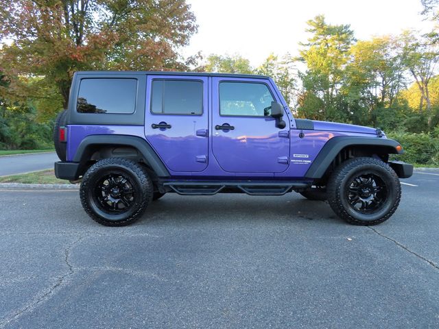 2018 Jeep Wrangler JK Unlimited Sport 4x4 - 22910630 - 11