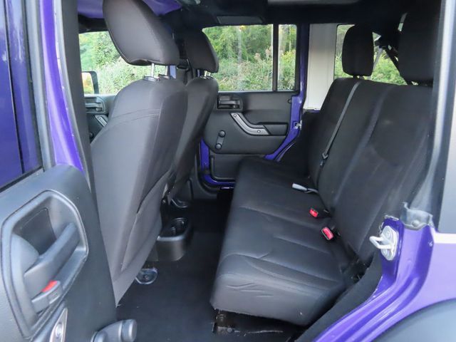 2018 Jeep Wrangler JK Unlimited Sport 4x4 - 22910630 - 25