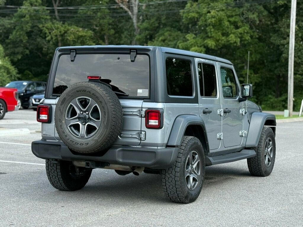 2018 Jeep Wrangler Unlimited Sport photo 3