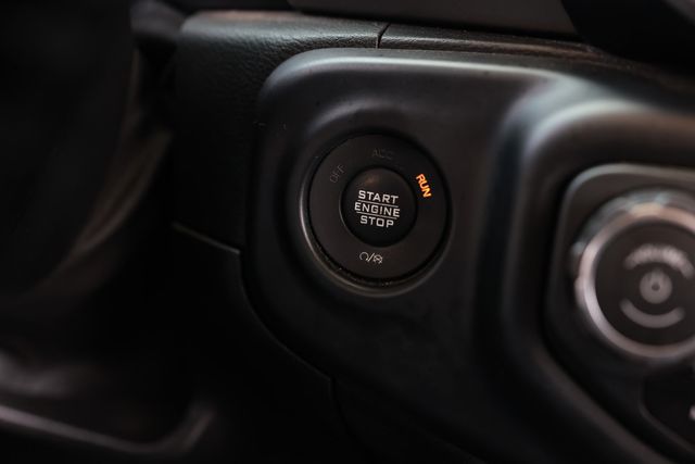 2018 Jeep Wrangler JK Unlimited Sport 4x4 - 23024833 - 32