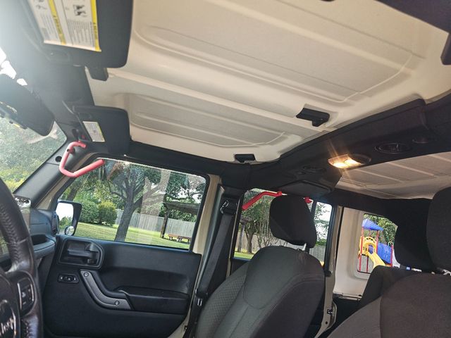 2018 Jeep Wrangler JK Unlimited Sport 4x4 - 19138003 - 15