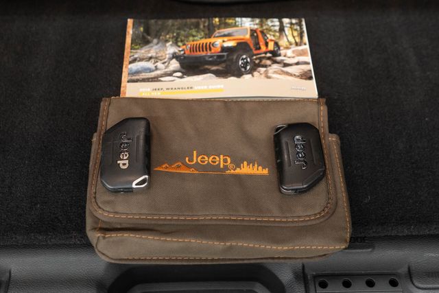 2018 Jeep Wrangler JK Unlimited Sport 4x4 - 23082003 - 38