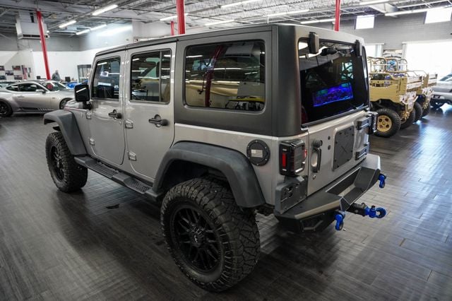 2018 Jeep Wrangler JK Unlimited Sport 4x4 - 23053257 - 2