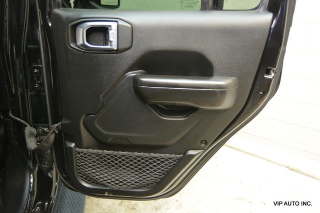 2018 Jeep Wrangler JK Unlimited Sport 4x4 - 22675498 - 9