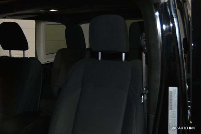 2018 Jeep Wrangler JK Unlimited Sport 4x4 - 22675498 - 12