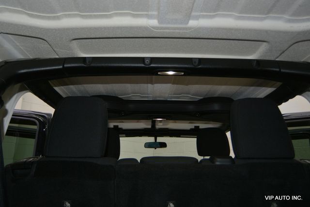 2018 Jeep Wrangler JK Unlimited Sport 4x4 - 22675498 - 18