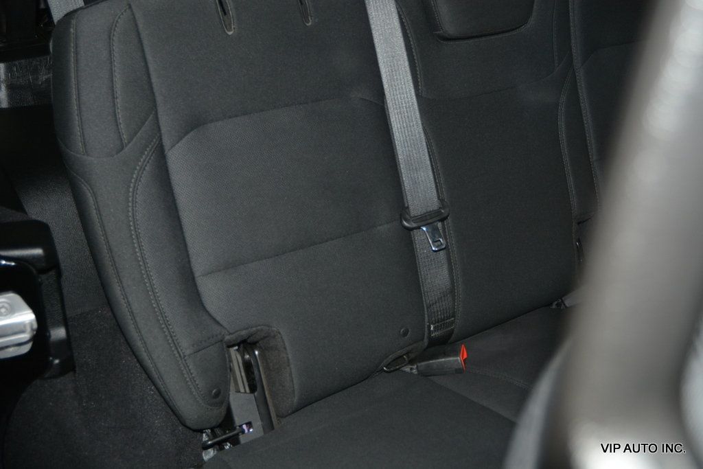 2018 Jeep Wrangler JK Unlimited Sport 4x4 - 22675498 - 24