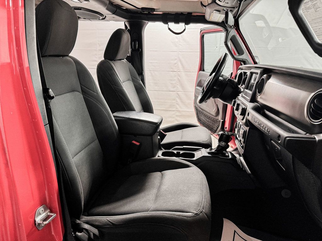 2018 Jeep Wrangler JK Unlimited SPORT 4X4 - 22945431 - 11