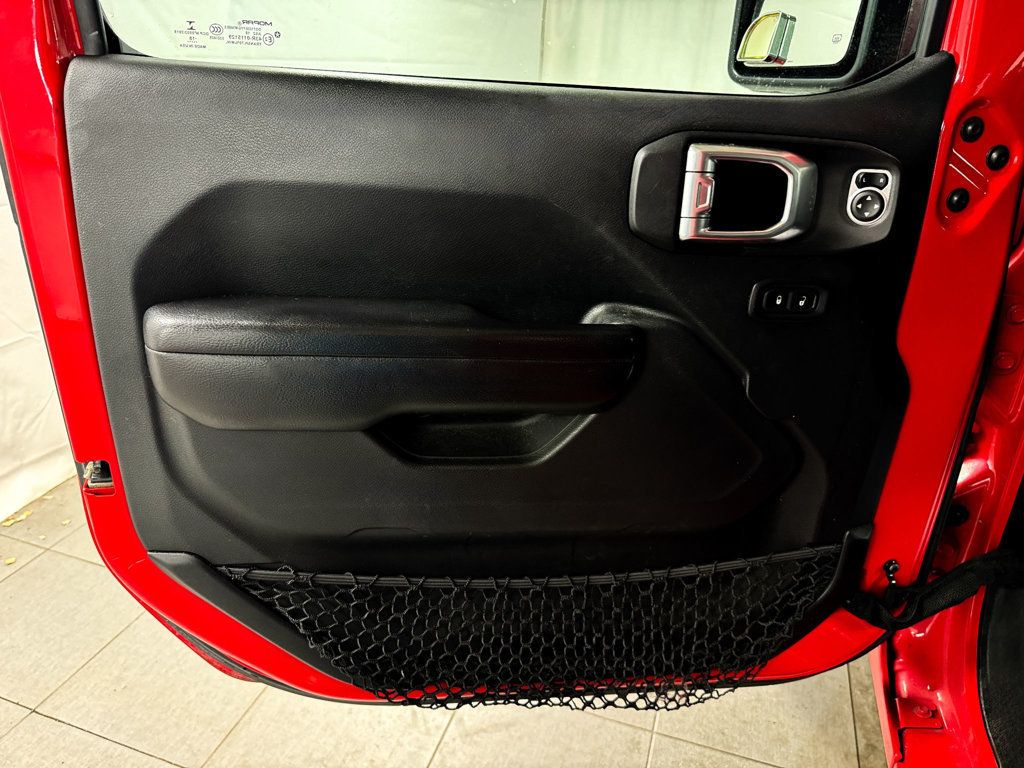 2018 Jeep Wrangler JK Unlimited SPORT 4X4 - 22945431 - 14