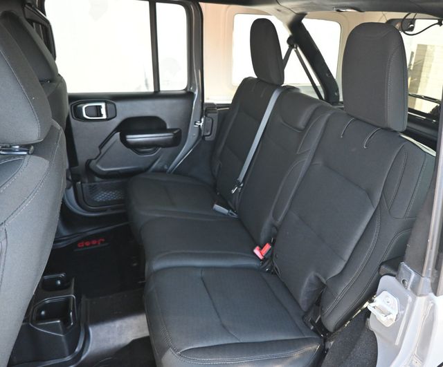 2018 Jeep Wrangler JK Unlimited Sport S 4x4 - 23023158 - 13