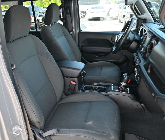 2018 Jeep Wrangler JK Unlimited Sport S 4x4 - 23023158 - 14