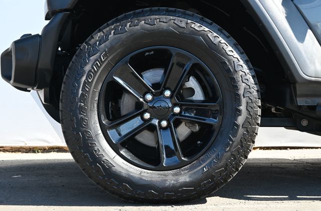 2018 Jeep Wrangler JK Unlimited Sport S 4x4 - 23023158 - 6