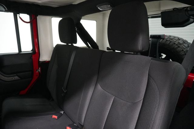 2018 Jeep Wrangler JK Unlimited Sport S 4x4 - 22875321 - 13