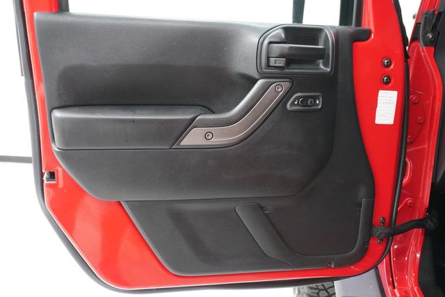 2018 Jeep Wrangler JK Unlimited Sport S 4x4 - 22875321 - 15