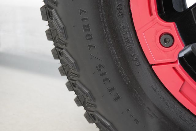 2018 Jeep Wrangler JK Unlimited Sport S 4x4 - 22875321 - 23